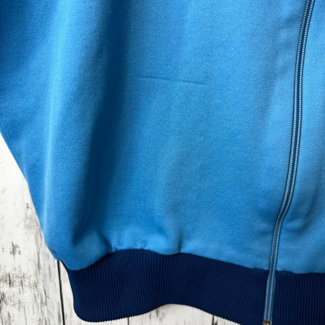 【超希少】ヴィンテージ アディダス デサント ジャージ トラックジャケット 6号 XL 水色 ネイビー 青 ブルー 刺繍ロゴ ワンポイント 