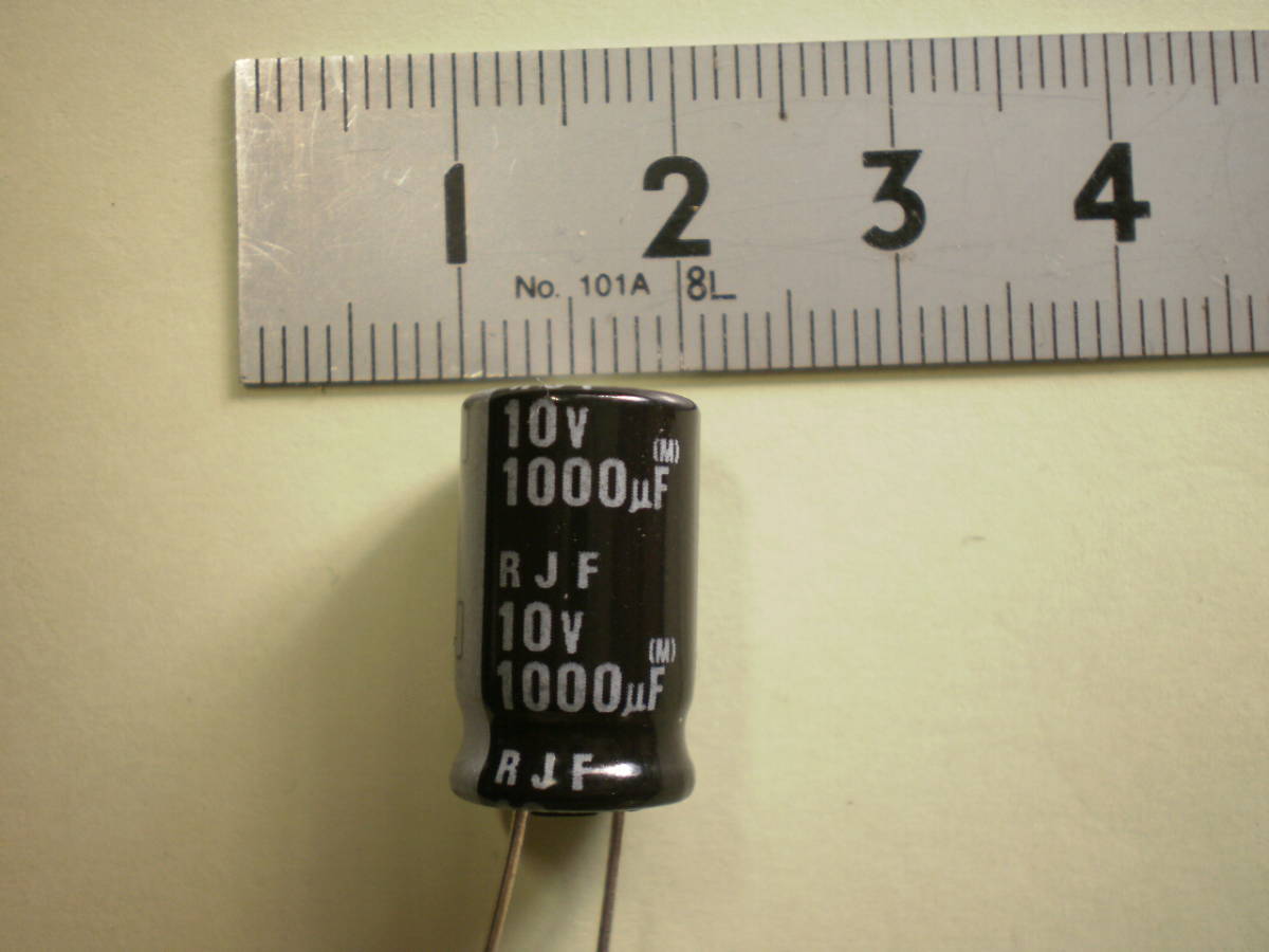 電解コンデンサー 1000μF 10V ELNA　5個セット　未使用品【複数セット有】【管53-1】_画像1