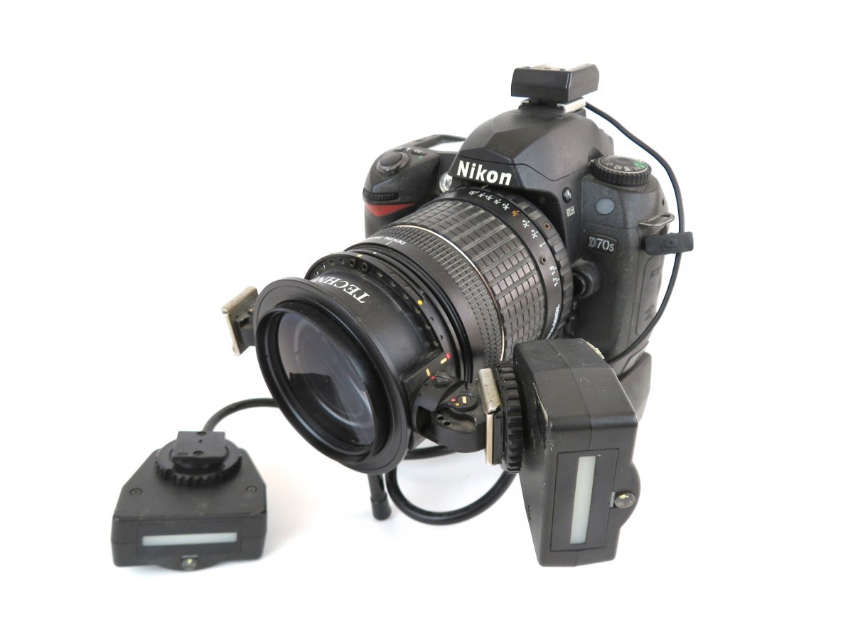 Nikon ニコン D70S デジタル一眼レフカメラ TECHNO DENTAL FACE Nikon ニコン D70S デジタル一眼レフカメラ TECHNO DENTAL FACE