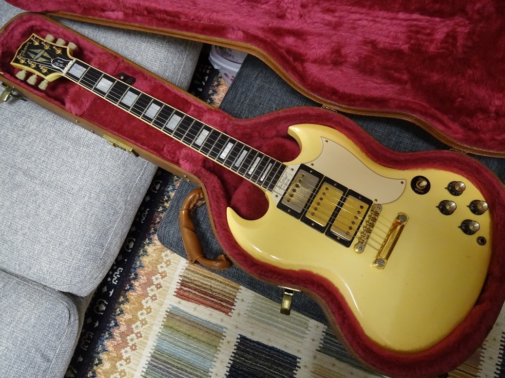 Gibson USA SG Custom 1992 中古、ハードケース付_画像1