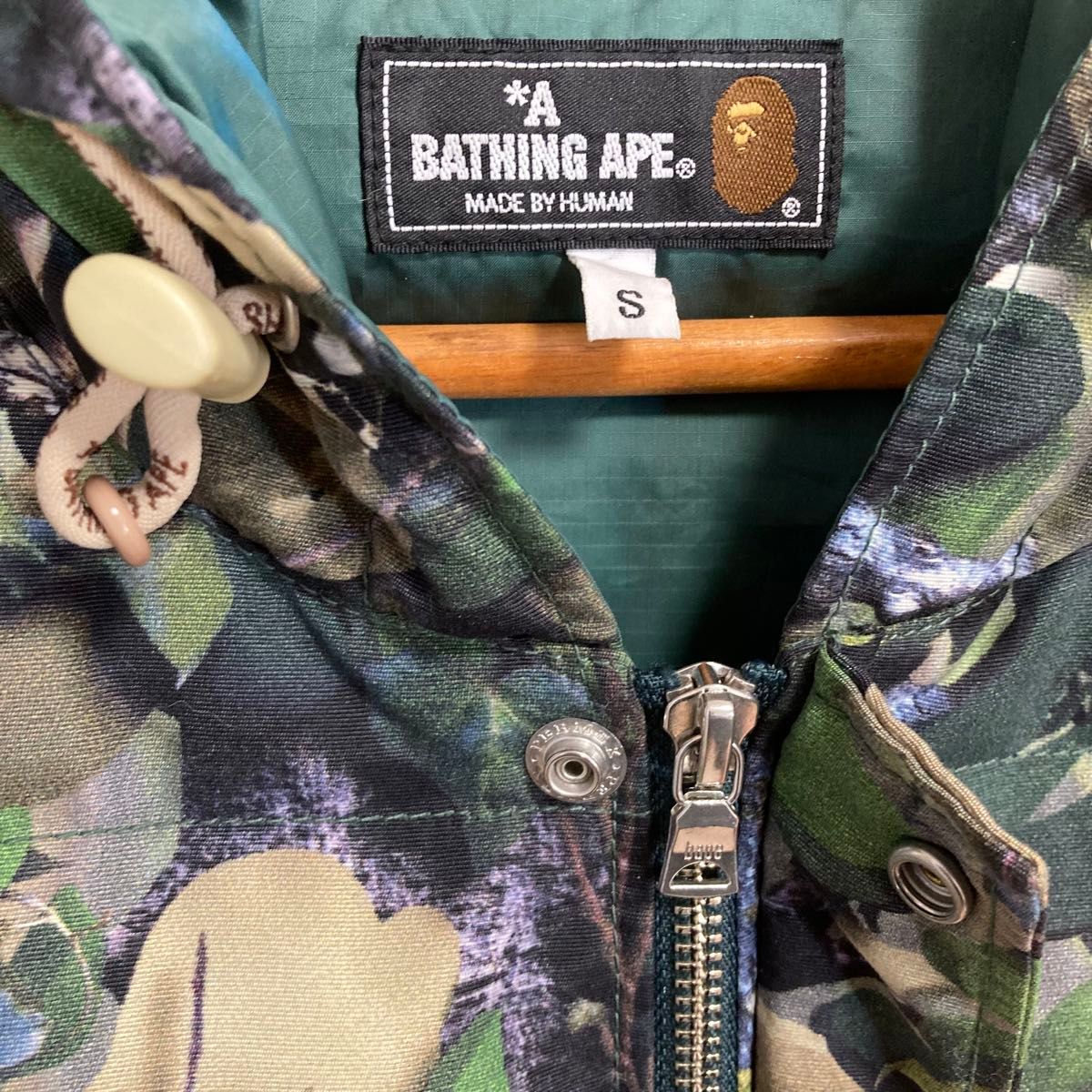 A BATHING APE エイプ リアルツリー カモフラ ダウンベスト 迷彩 A BATHING APE エイプ リアルツリー カモフラ ダウンベスト 迷彩