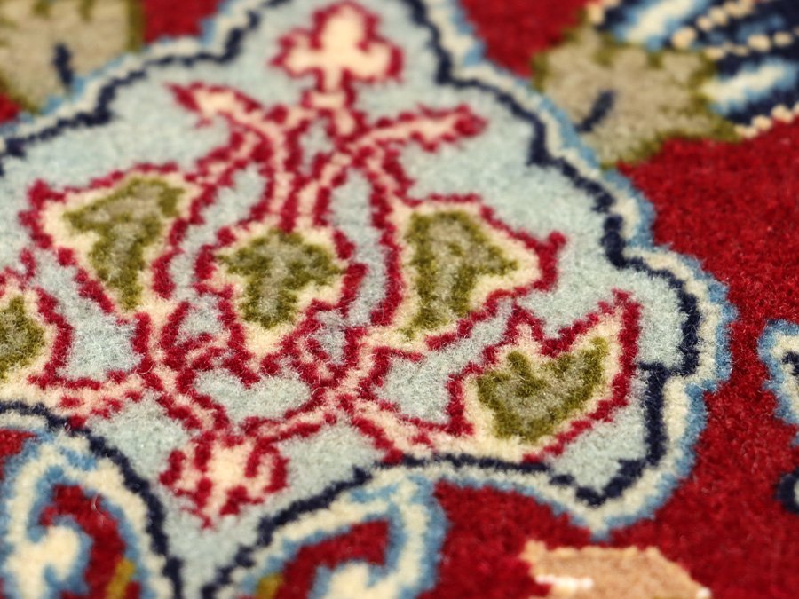 【魁】超最上手作品 イスファハン ペルシャ絨毯 未使用極上品 シルク＆ウール 70×103㎝ 90万ノット 傑作最高級絨毯_画像7