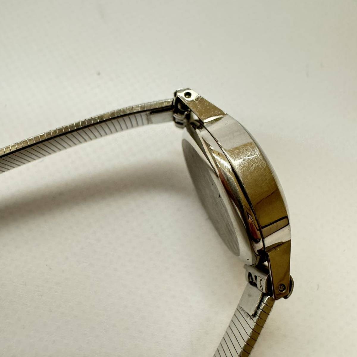 A3◎稼動品 OMEGA オメガ Geneve ジュネーブ レディース腕時計 シルバーカラー_画像5