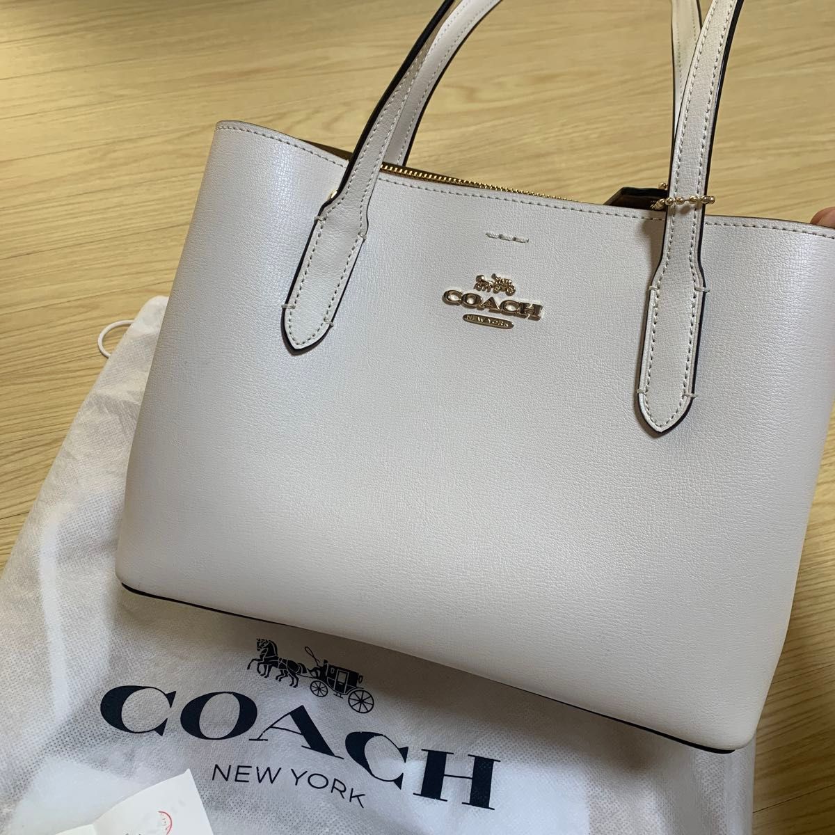 コーチ COACH ロゴ トートバッグ 肩掛け 2WAY ショルダーバッグ トートバッグ レザー ホワイト レディース 【中古】