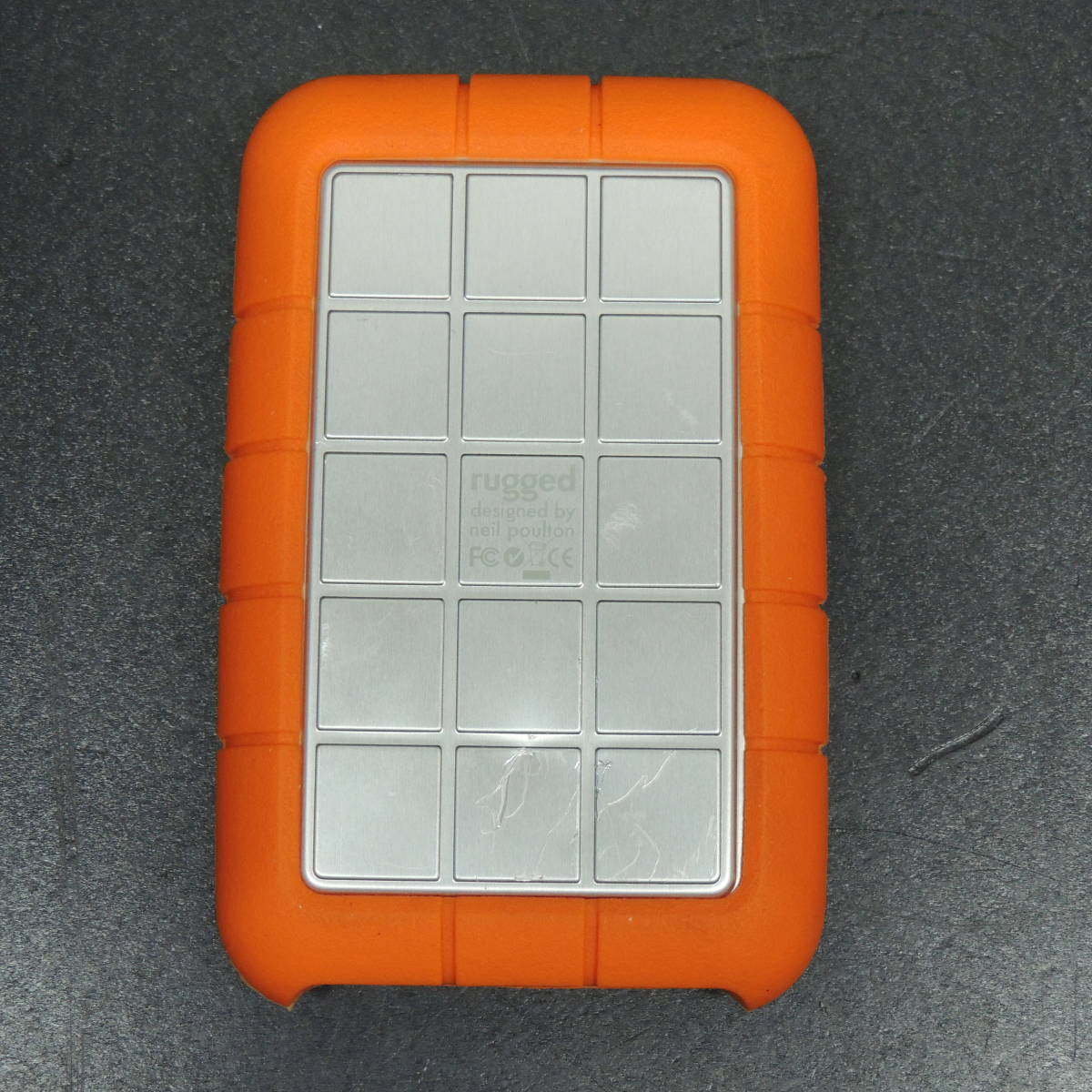 【検品済み/使用96時間】LACIE rugged ポータブルHDD 1TB LCH-RG010T3 管理:c-18_画像6