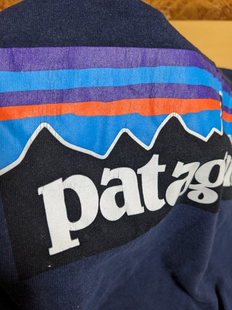 patagonia パタゴニア　XSサイズ　REGULAE FIT 紺色　ネイビー　長袖　ロンT　WORN WEAR　ロゴ_画像8