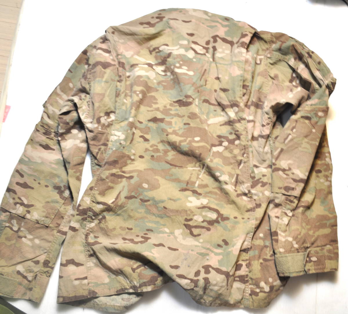 米軍放出品 マルチカム FIRE RESISTANCE 難燃 迷彩 US ARMY ジャケット上着 M/L ARMY USMC FROG BDU 戦闘服 a_画像4