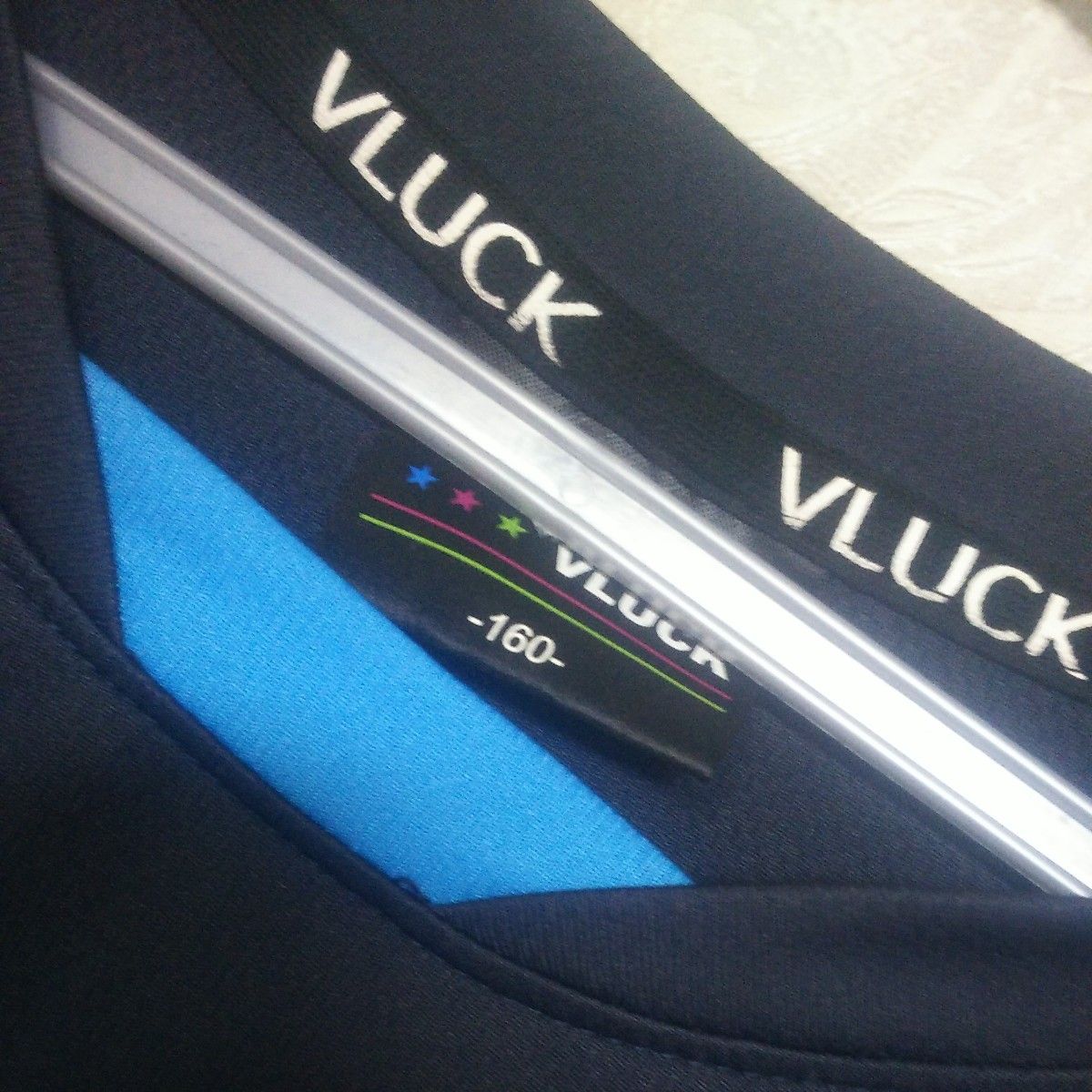 (中古品)VLUCK サイズ 160cm サッカー 長袖 シャツ 男女兼用  フットサル ピステ トレーニング