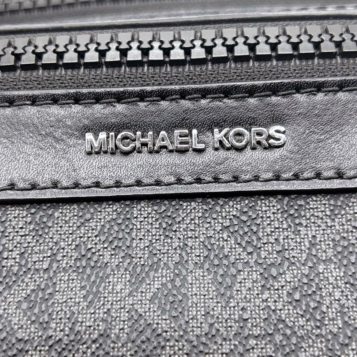 極美品】マイケルコース ボディバッグ メンズ MK柄 シグネチャー 極美品】マイケルコース ボディバッグ メンズ MK柄 シグネチャー