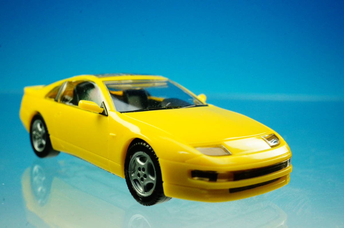 KATO 71-501 Fairlady Z ( yellow color ) MODEL CAR 871 (S=1/87, HO gauge )