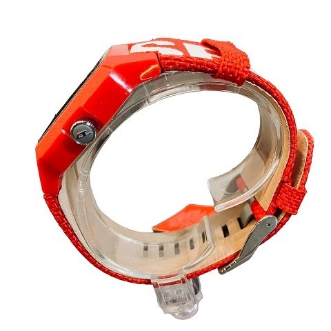 未使用品 ディーゼル DIESEL タグ付 DZ-2168 クリフハンガー ソーラー腕時計 アナログ 保証期間内 稼働品 赤 レッド メンズの画像2