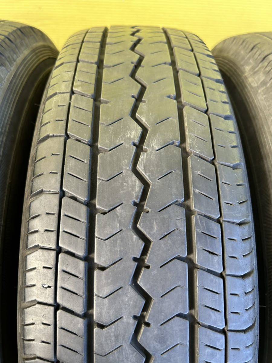 185/75R15 106/104L LT 2019年ノーマル　TOYO 200系ハイエース 刻印T4 6穴PCD139.7 15×6J ハブ106mm_画像7