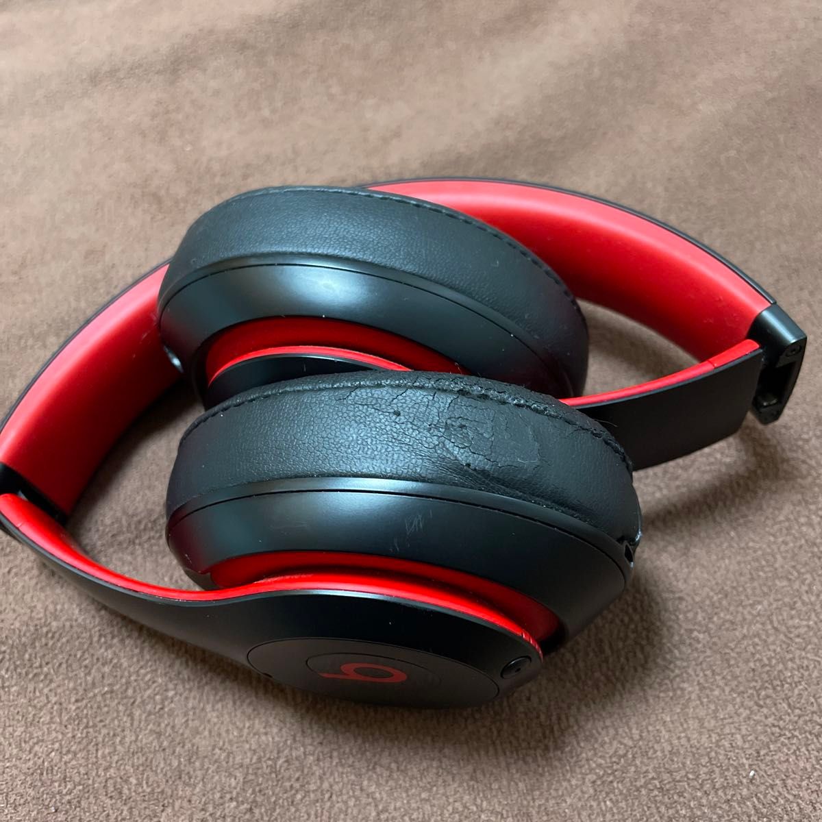 ワイヤレス ヘッドホン Beats Studio3 ワイヤレス 黒赤 10 years ワイヤレス ヘッドホン Beats Studio3 ワイヤレス 黒赤 10 years