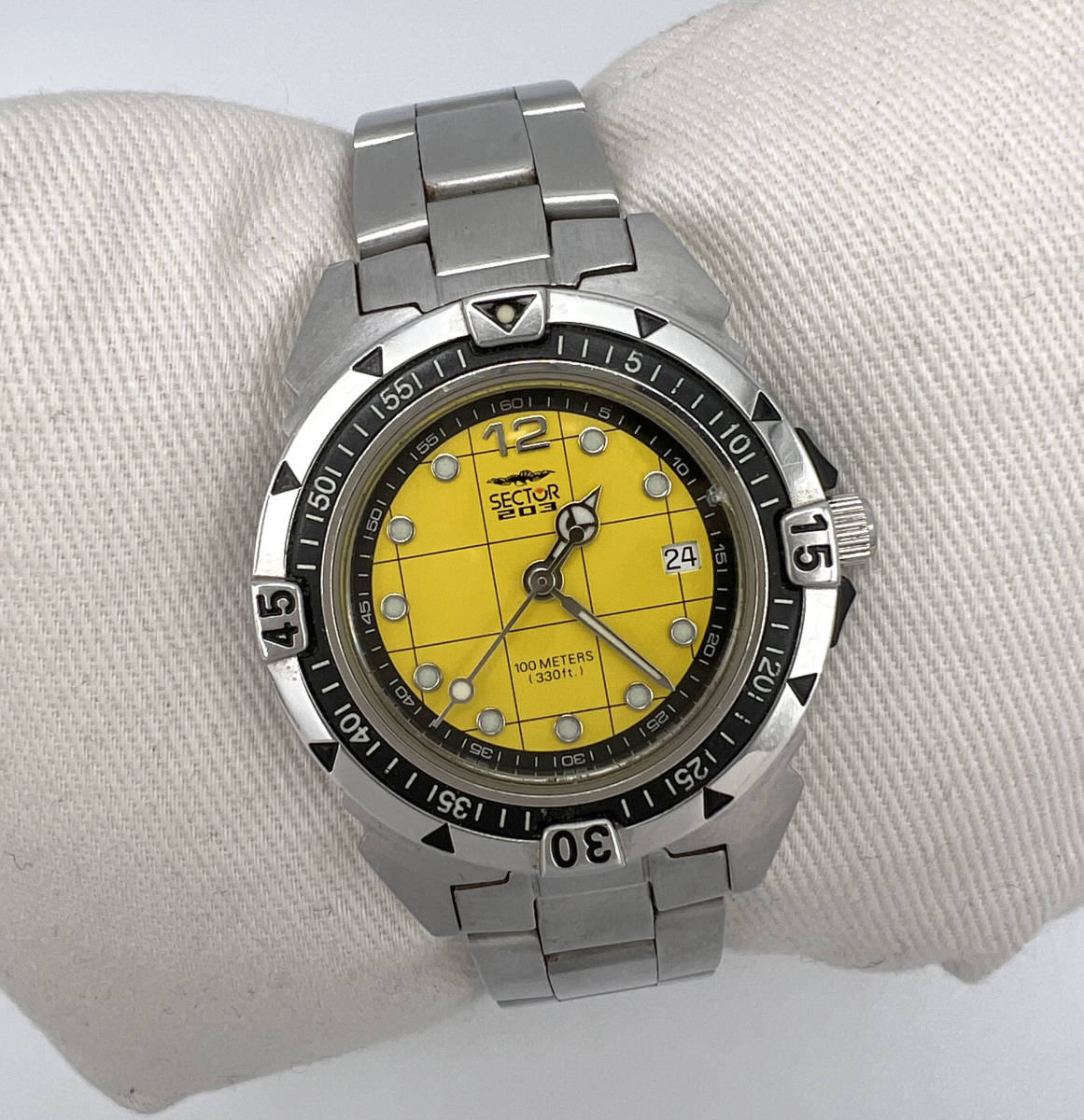  operation middle SECTOR Sector 203 quartz yellow face Date rotation bezel SS lady's men's wristwatch 