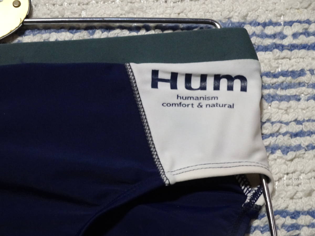 896　HUM（韓国製）　スイムビキニパンツ　SizeＬ（82-100）ネイビー×サイド・ホワイトの切り返しデザイン　新品倉庫保管品_画像2