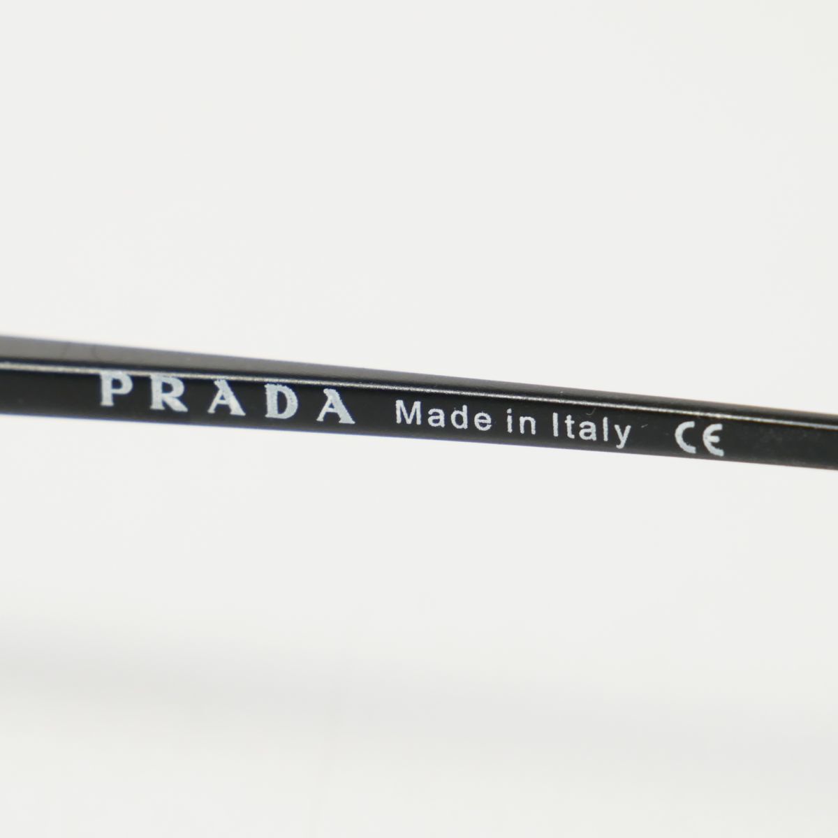 MF7062▽未使用 イタリア製 PRADA プラダ*VPR54H*メタルフレーム*メガネ*眼鏡フレーム/黒/ブラック 54□17-135_画像4