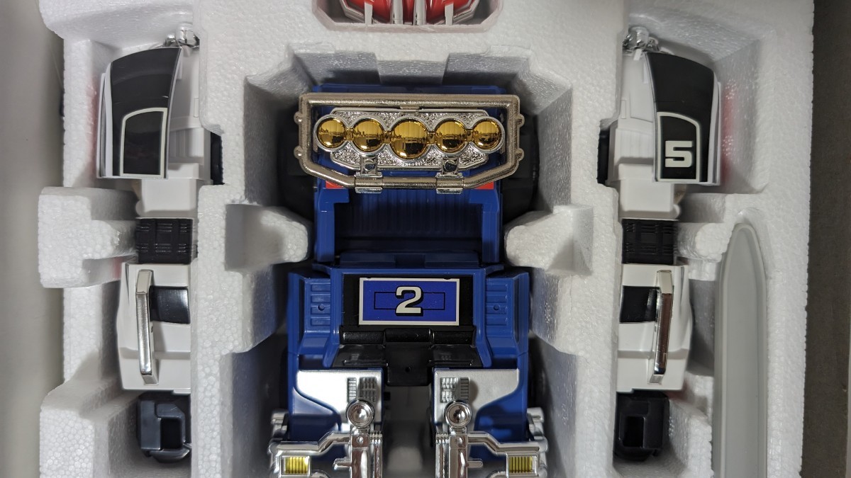 当時物 バンダイ 激走戦隊カーレンジャー 激走合体DX RVロボ 当時物 バンダイ 激走戦隊カーレンジャー 激走合体DX RVロボ
