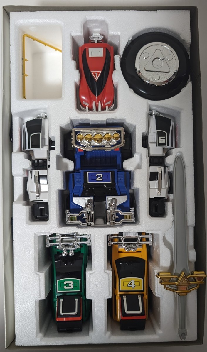 当時物 バンダイ 激走戦隊カーレンジャー 激走合体DX RVロボ 当時物 バンダイ 激走戦隊カーレンジャー 激走合体DX RVロボ
