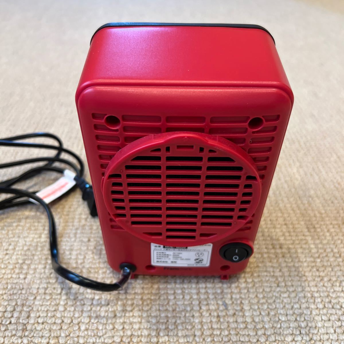 Francfranc　フランフラン　人感センサー付　セラミックファンヒーター　600W　新品　コンパクト　軽量_画像3