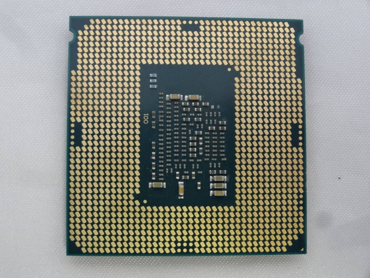 ★Intel / CPU Core i3-6100T 3.20GHz 起動確認済★ジャンク！！①_表面に傷あり