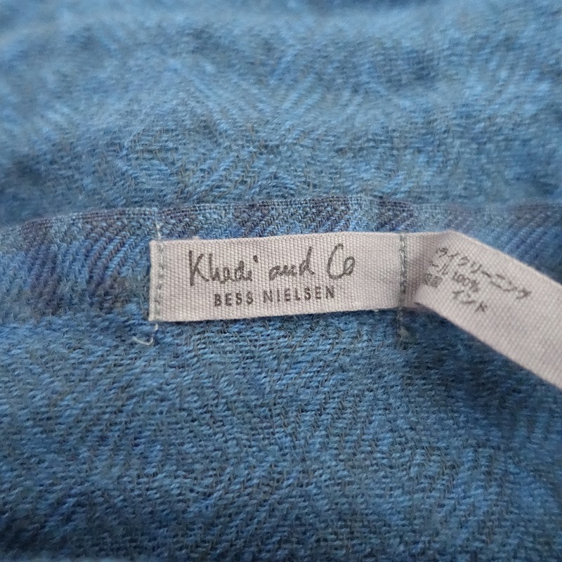 //カディー&コー Khadi and Co *ウールチェックストール*毛ブルー×グレーギンガムマフラー羽織ショール肩掛(st25-2401-170)【22A42】_画像8