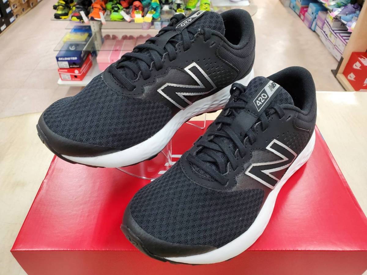 新品即決23.0cm★newbalanceニューバランス WE420 レディース ランニングシュース★2E幅 カジュアル 人気定番モデル！普段履きにも◎ _画像1