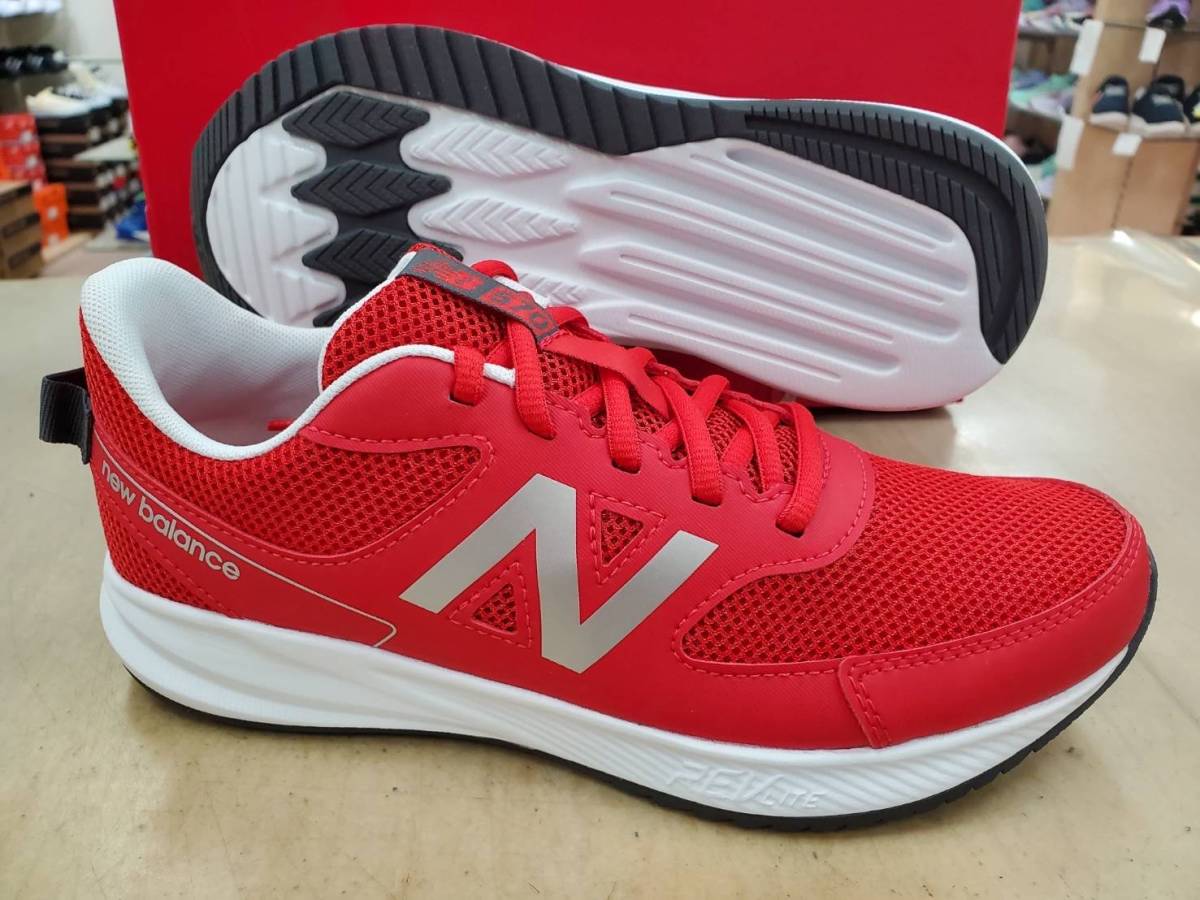 新品即決24.0cm★newbalanceニューバランス YK570 TR3 ジュニア ランニングシュース★W幅 運動靴 紐靴シューレース 人気モデル！NEWカラー_画像5