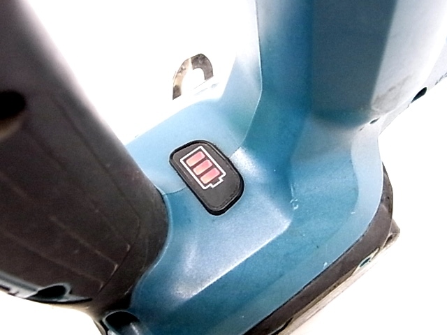 h0578 makita　マキタ　充電式タッカ/ST112D　バッテリ/BL1820B D.C18V 2.0Ah 36Wh 動作確認済　①_画像7