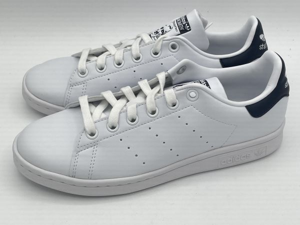 新品 ad694 訳あり品 アディダス スタンスミス 23.0cm 男性用兼女性用 ホワイトxネイビー ADIDAS STAN SMITH 並行輸入品 FX5501