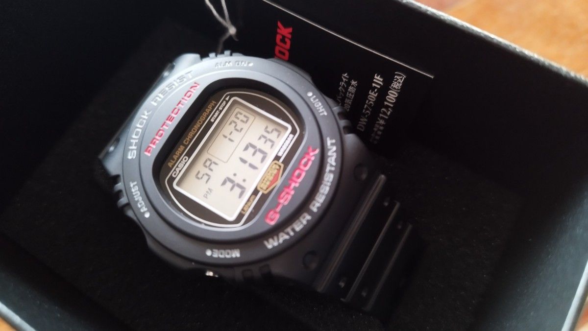 CASIO G-SHOCK DW-5750E-1JF 新品未使用 35周年復刻品薄（生産終了？） 保証書付 スティングモデル