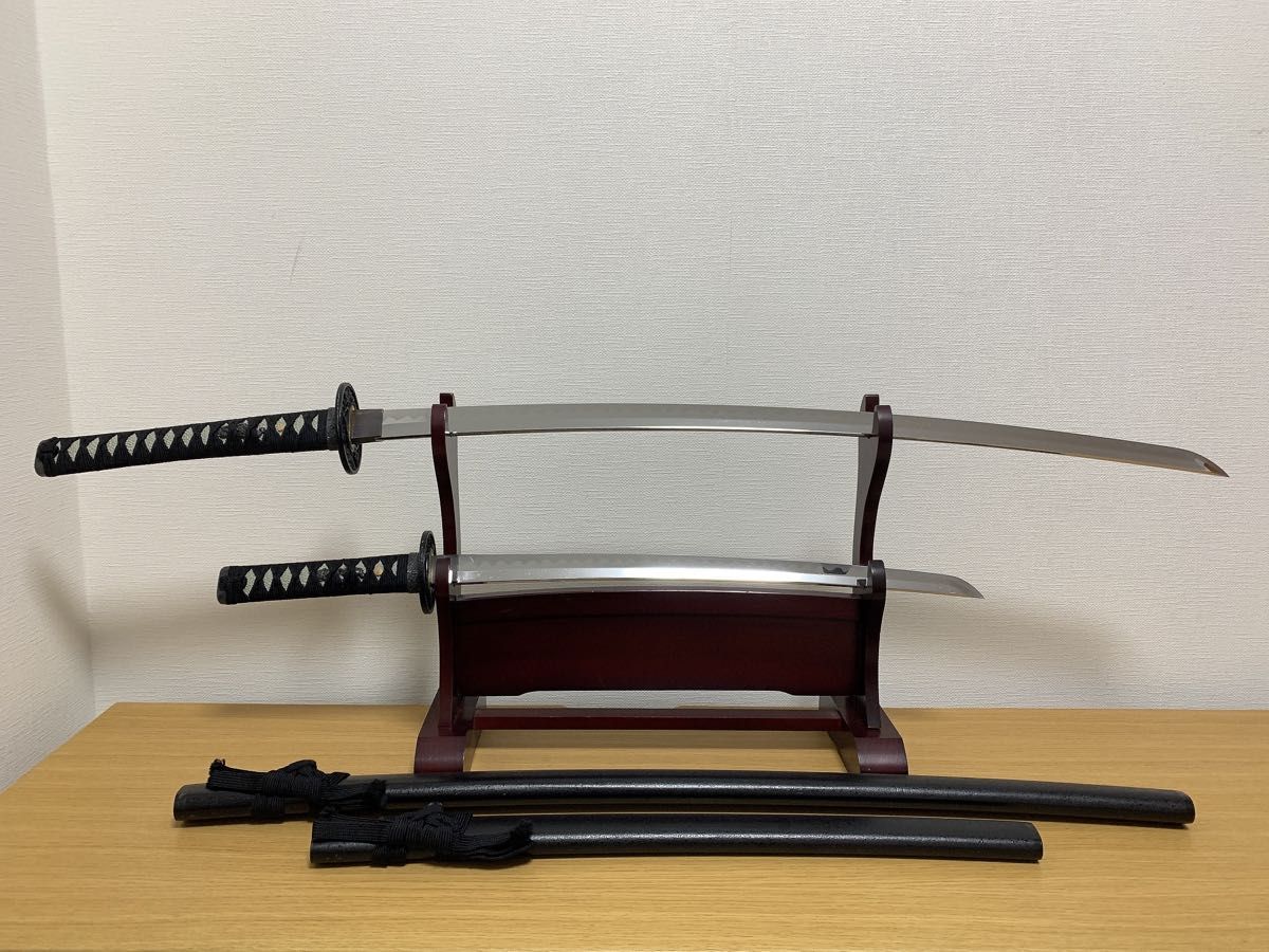 模造刀】日本刀 打刀 脇差 黒石目鞘 雲龍鍔 合金製刀身|Yahoo 模造刀】日本刀 打刀 脇差 黒石目鞘 雲龍鍔 合金製刀身|Yahoo