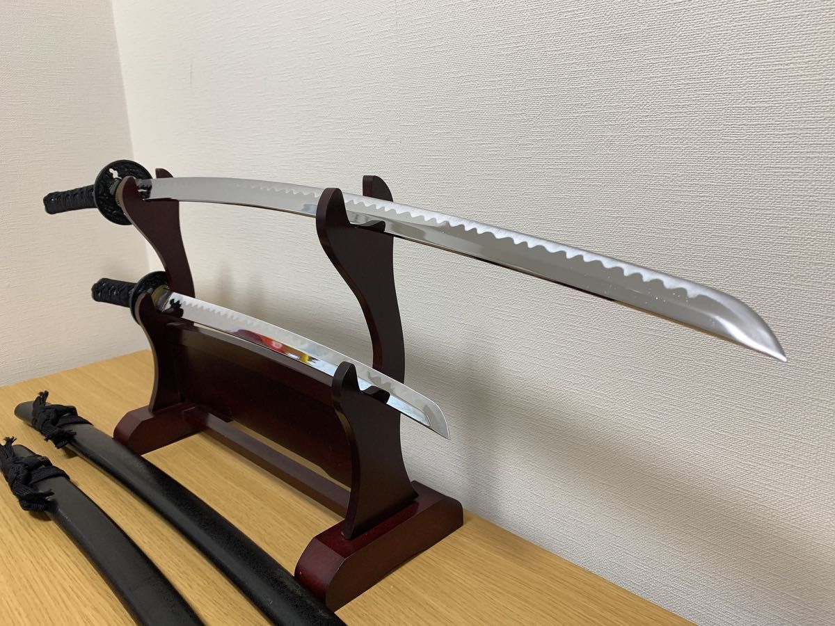 模造刀】日本刀 打刀 脇差 黒石目鞘 雲龍鍔 合金製刀身|Yahoo 模造刀】日本刀 打刀 脇差 黒石目鞘 雲龍鍔 合金製刀身|Yahoo