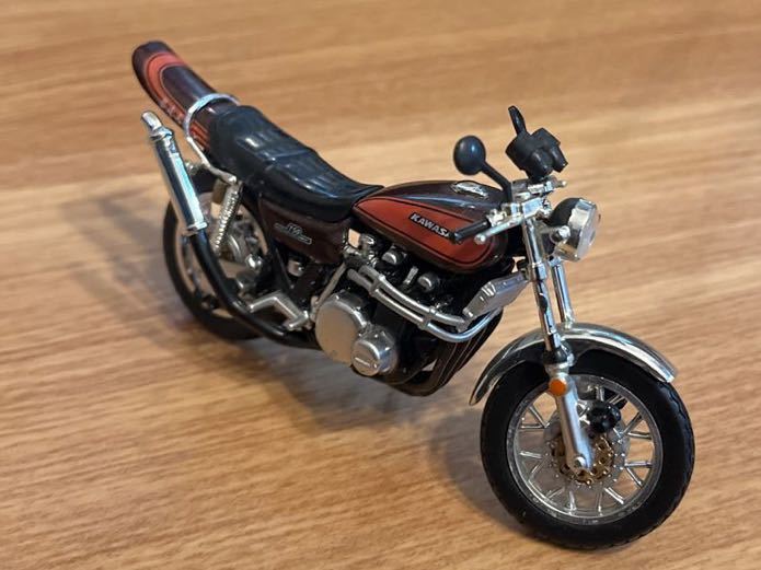 1/24 ZIIカスタムバイクコレクション 真崎京介 検）湘南純愛組 GTO 鬼塚 英吉 カワサキ KAWASAKI川崎 少年マガジン 旧車 完成品 z2 z1 zⅠ_画像2