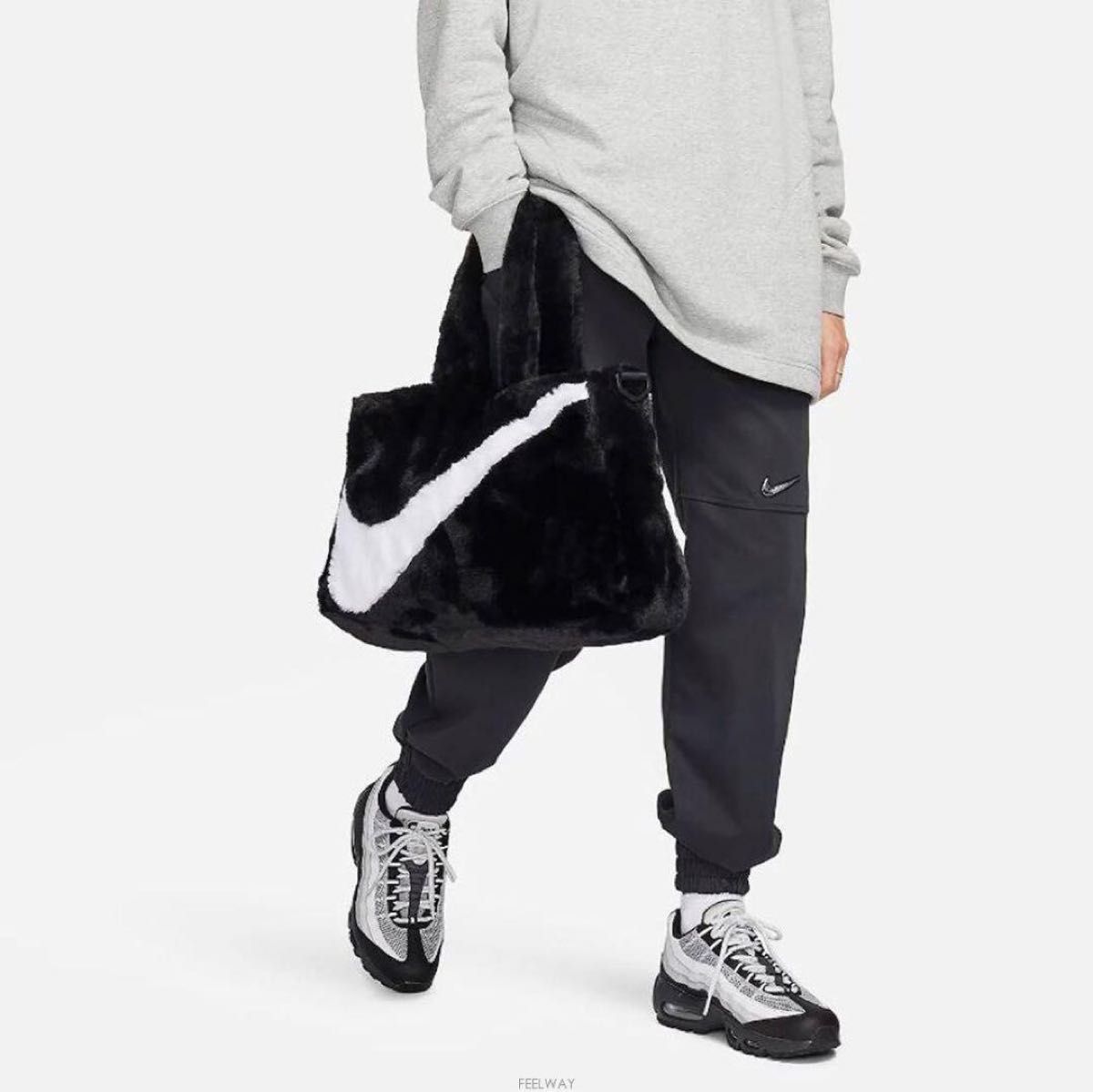 【完売品】NIKE W NSW FX FUR TOTE HO23 BLACK