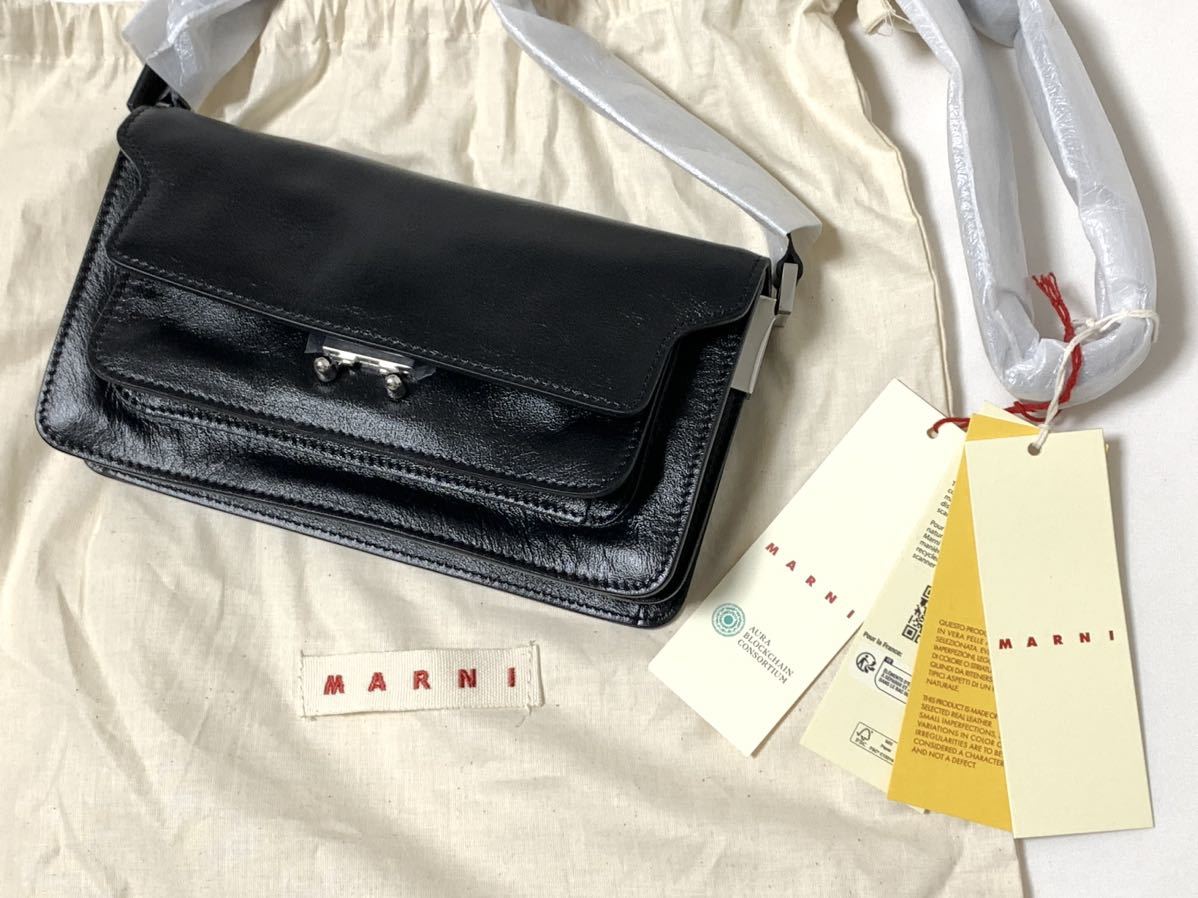  новый товар { MARNI Marni }TRUNK SOFT E/W BAG / багажник soft EW сумка / сумка на плечо кожа черный BLACK кошелек бумажник 
