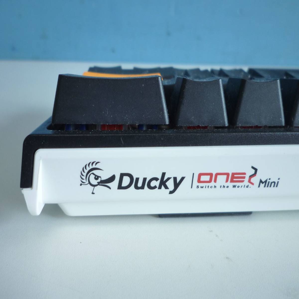 Ducky ONE 2 MINI ゲーミング キーボード ダッキーワン メカニカル PC 周辺 ボタン外れ ジャンク ブラック パソコン Y2024011613_画像7