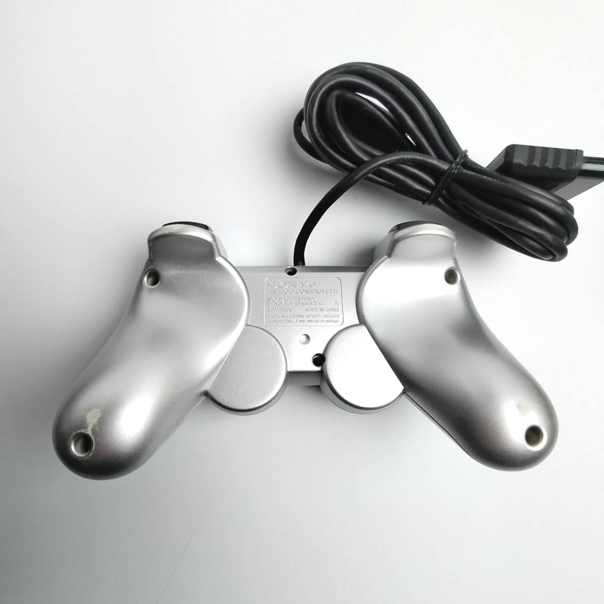 動作確認済み 希少カラー サテンシルバー PS2 本体セット 動作確認済み 希少カラー サテンシルバー PS2 本体セット