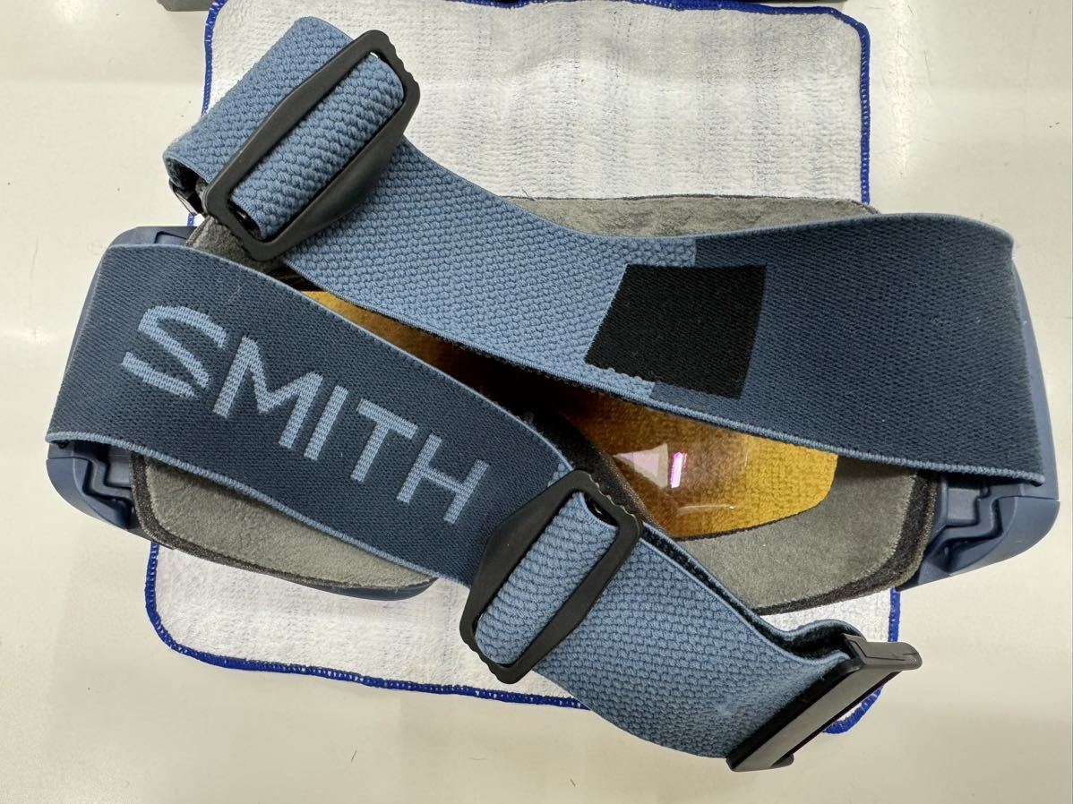 美品！SMITH 4D MAG フレンチネイビー 国内正規品 ジャパンフィット 純正調光レンズおまけ付き！スミス ゴーグル _画像7