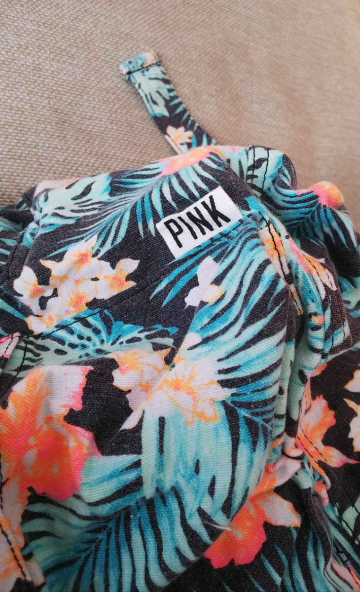 victoriana's secret ビクトリアシークレット pink ピンク リュック バックパック アロハ aloha キャンバス生地_画像4