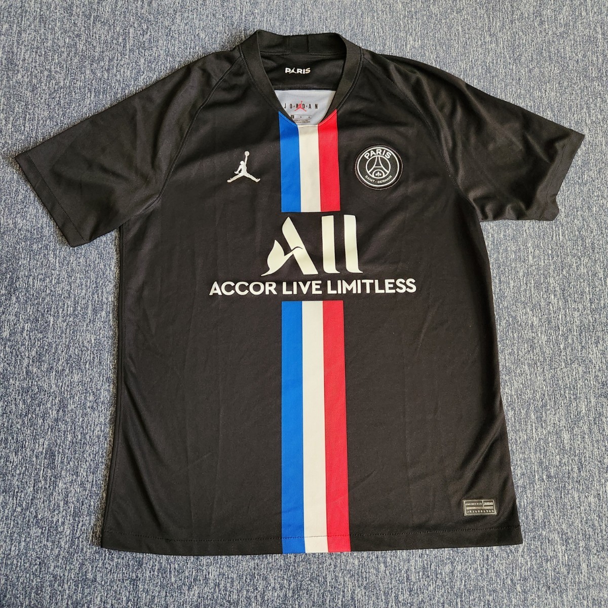 正規品【ナイキ NIKE PSG パリサンジェルマン × ジョーダン 4th ユニフォーム L】XLプラシャツTシャツJORDAN ジョーダンブランドparis黒LL