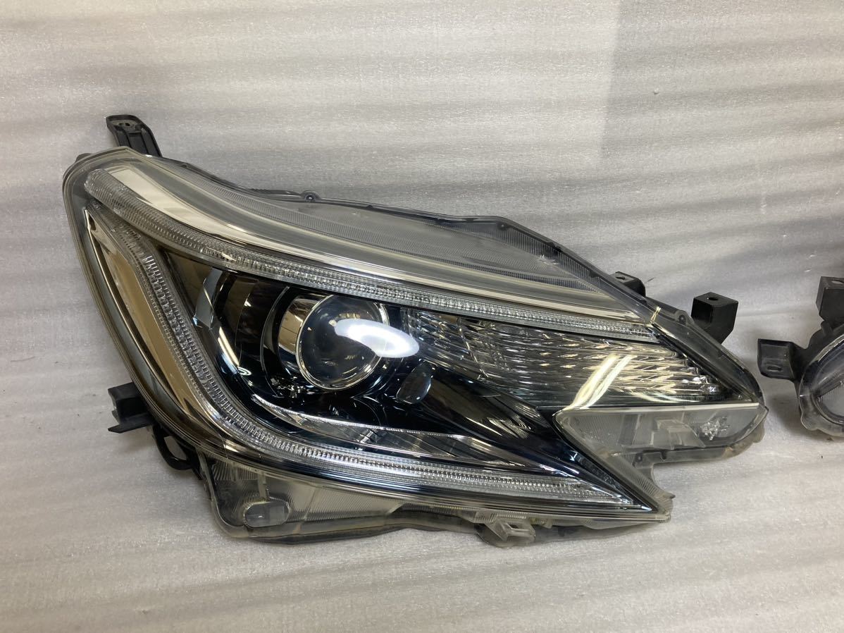 9594 マークX GRX130 中期 ヘッドライト 左右 HID KOITO 22-358 打刻 1 81145-22B70 81185-22B70_画像2