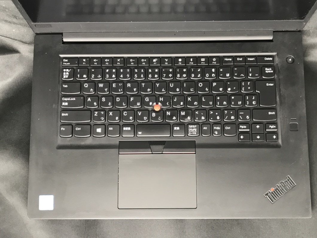 【Lenovo】ThinkPad P1 Gen1 20MES02700 Core i7-8750H 32GB SSD512GB NVMe NVIDIA Quadro P1000 Windows10Pro 15.6inch FHD 中古ノートPC_画像2