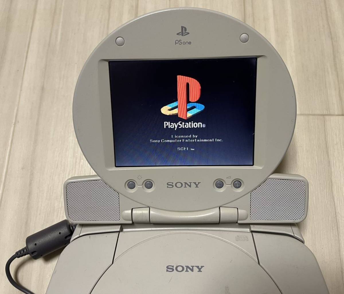 SONY PlayStation PSone ソニー プレイステーション PS One COMBO コンボ　液晶モニター　オマケコントローラ付き