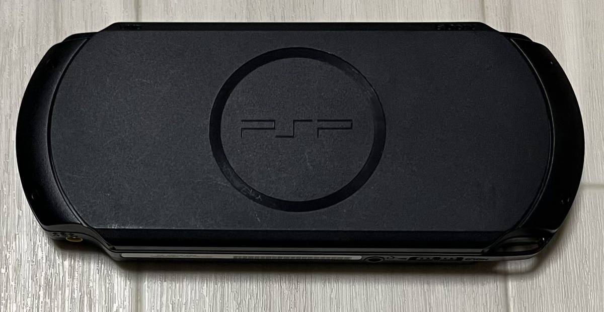 SONY PlayStation ポータブル　PSP E1003 海外版　　本体のみ　欧州専用_画像3