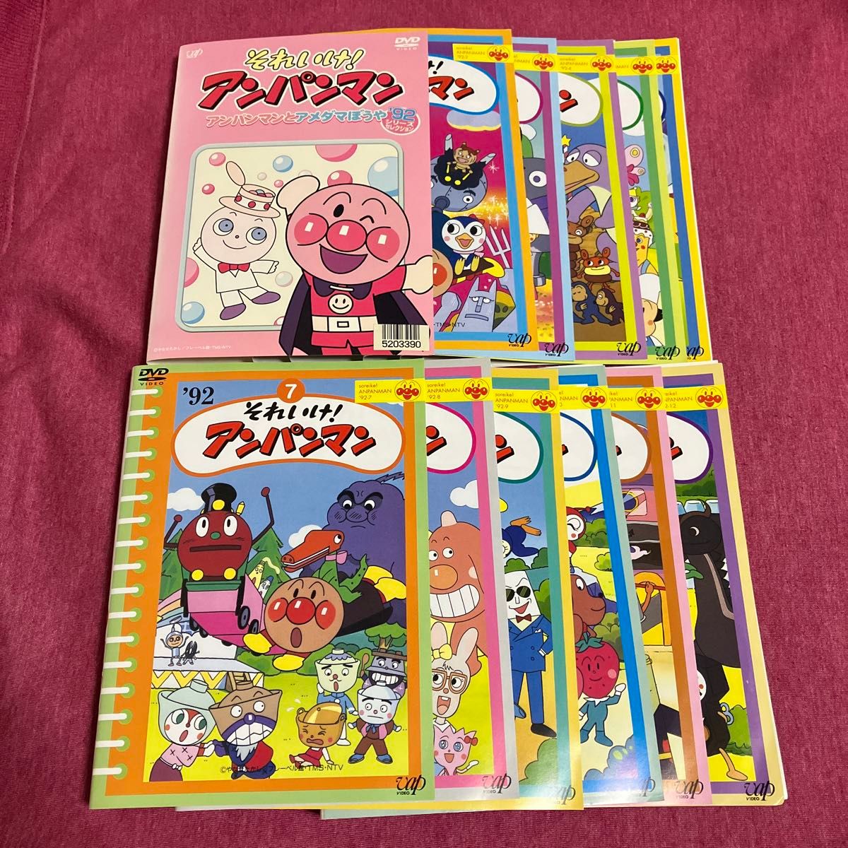 【レンタル落ち】それいけ！アンパンマンDVD 1992年シリーズ　【全12巻】送料無料/匿名配送