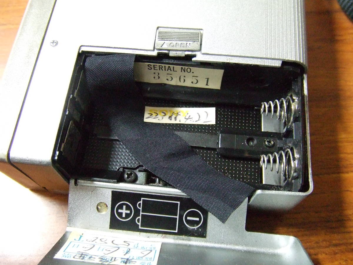 g841　SONY ソニー カセットコーダー/カセットレコーダー TCM-100 中古　本体　未確認 ジャンク_画像7