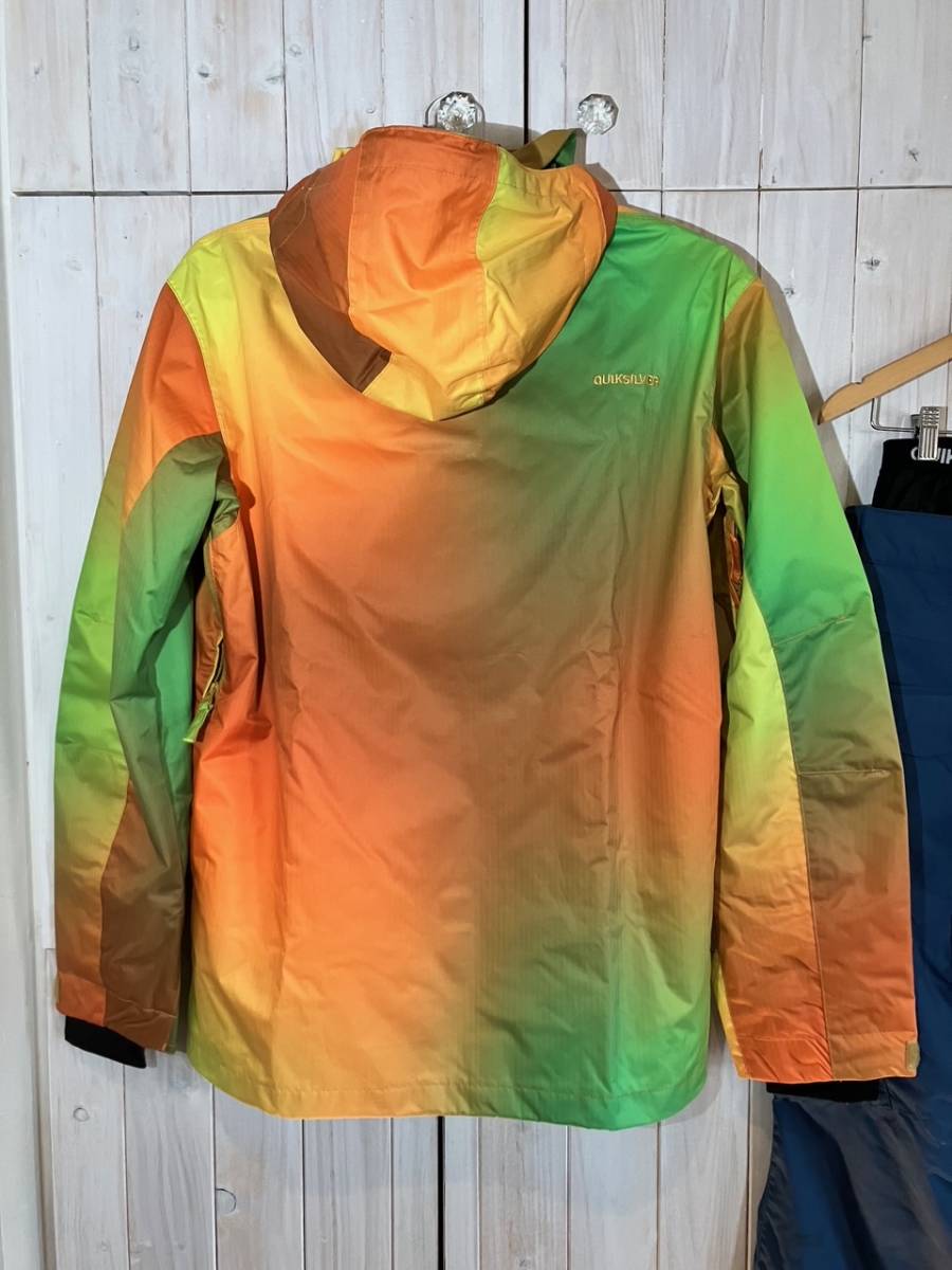 送料込 新品 USED Quiksilver クイックシルバー Mサイズ 上下 送料込 新品 USED Quiksilver クイックシルバー Mサイズ 上下