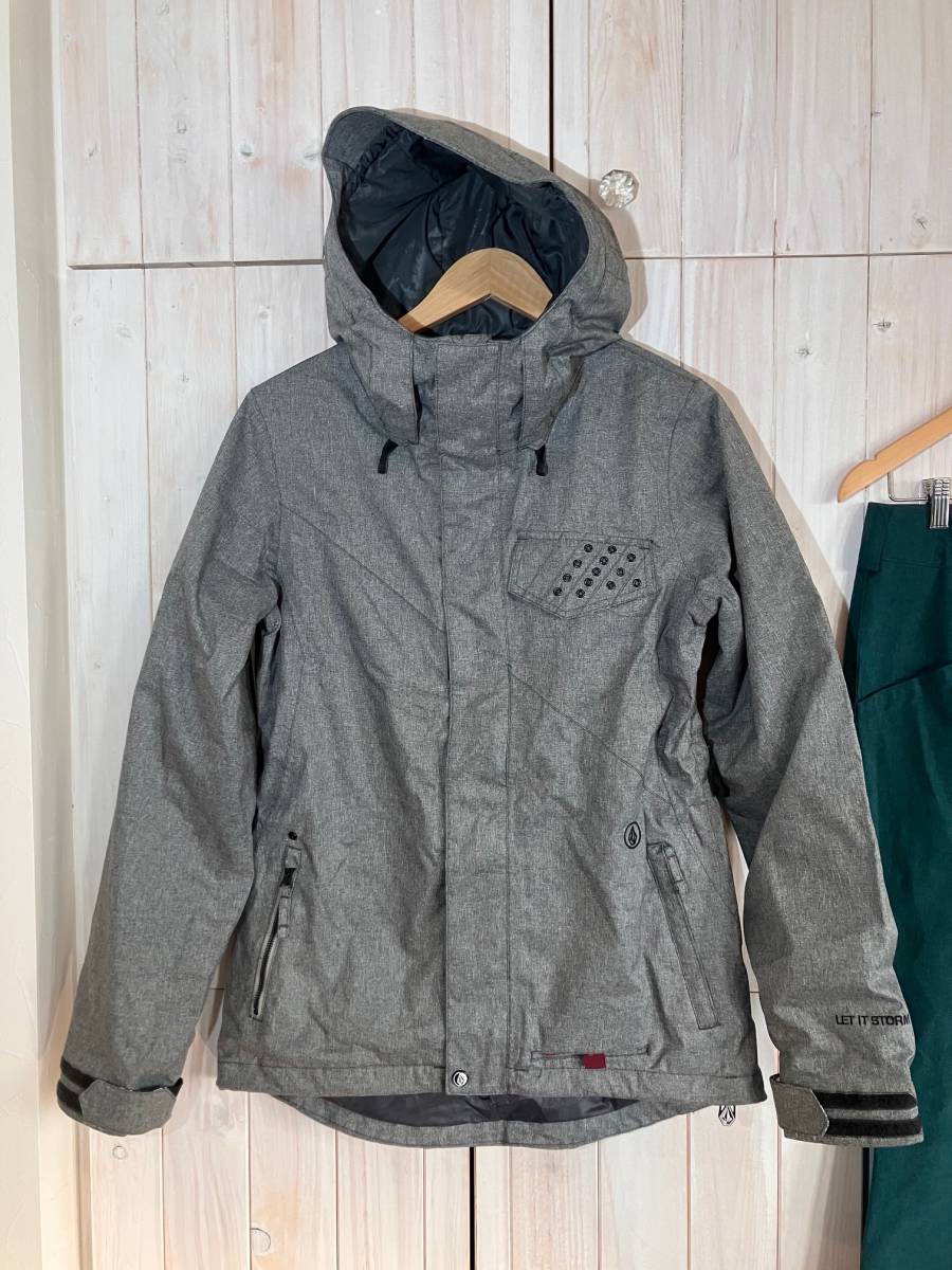送料込 VOLCOM ボルコム 上下セット サイズM USED 女性 送料込 VOLCOM ボルコム 上下セット サイズM USED 女性