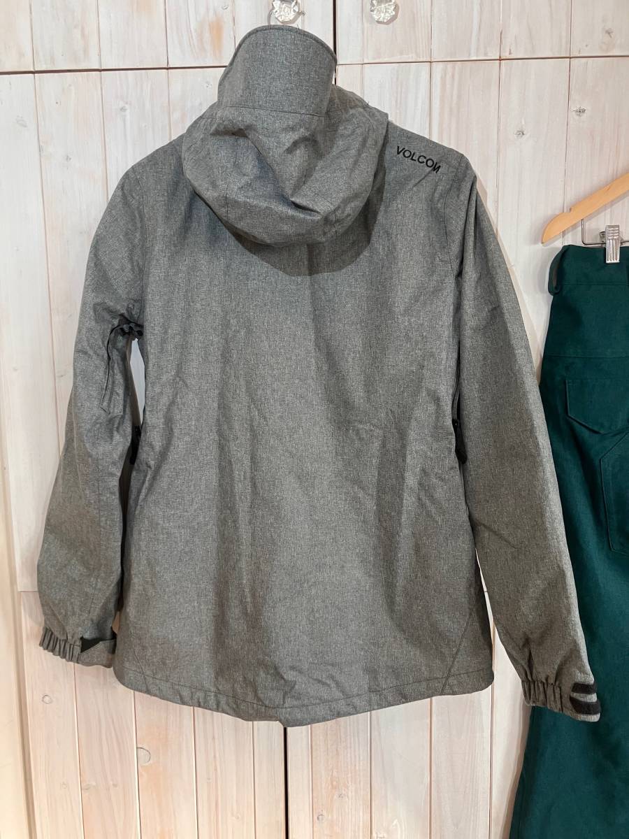 送料込 VOLCOM ボルコム 上下セット サイズM USED 女性 送料込 VOLCOM ボルコム 上下セット サイズM USED 女性