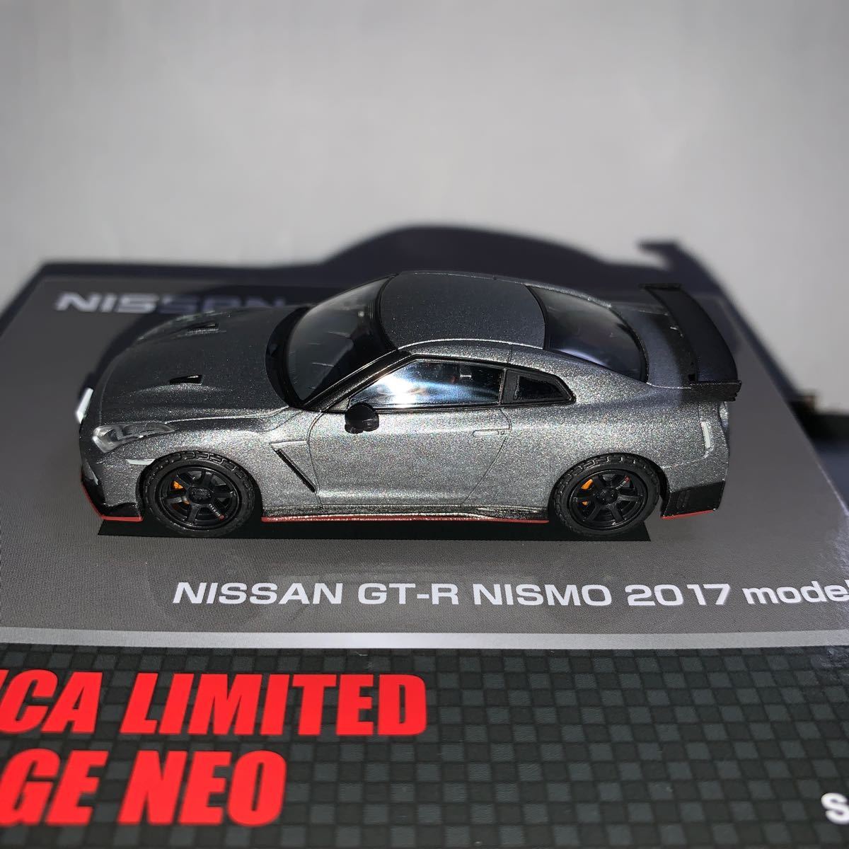 トミカリミテッドヴィンテージ ネオ 日産GT-R NISMO R35 2017model ダークマットグレー_画像5